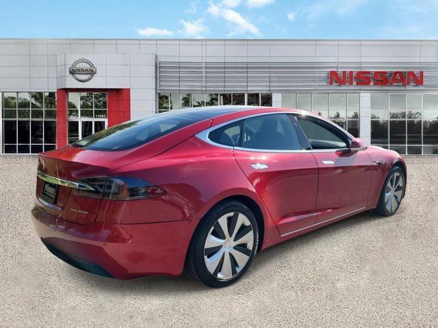 Tesla Model S 2021