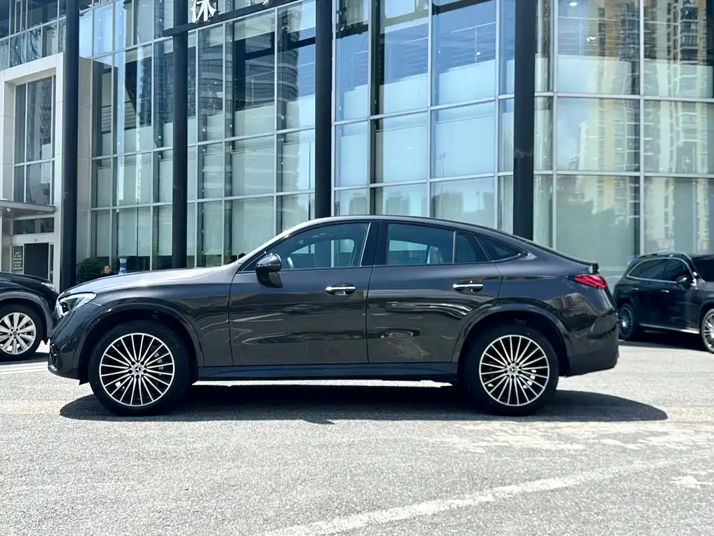 Mercedes-Benz GLC Coupe 2024