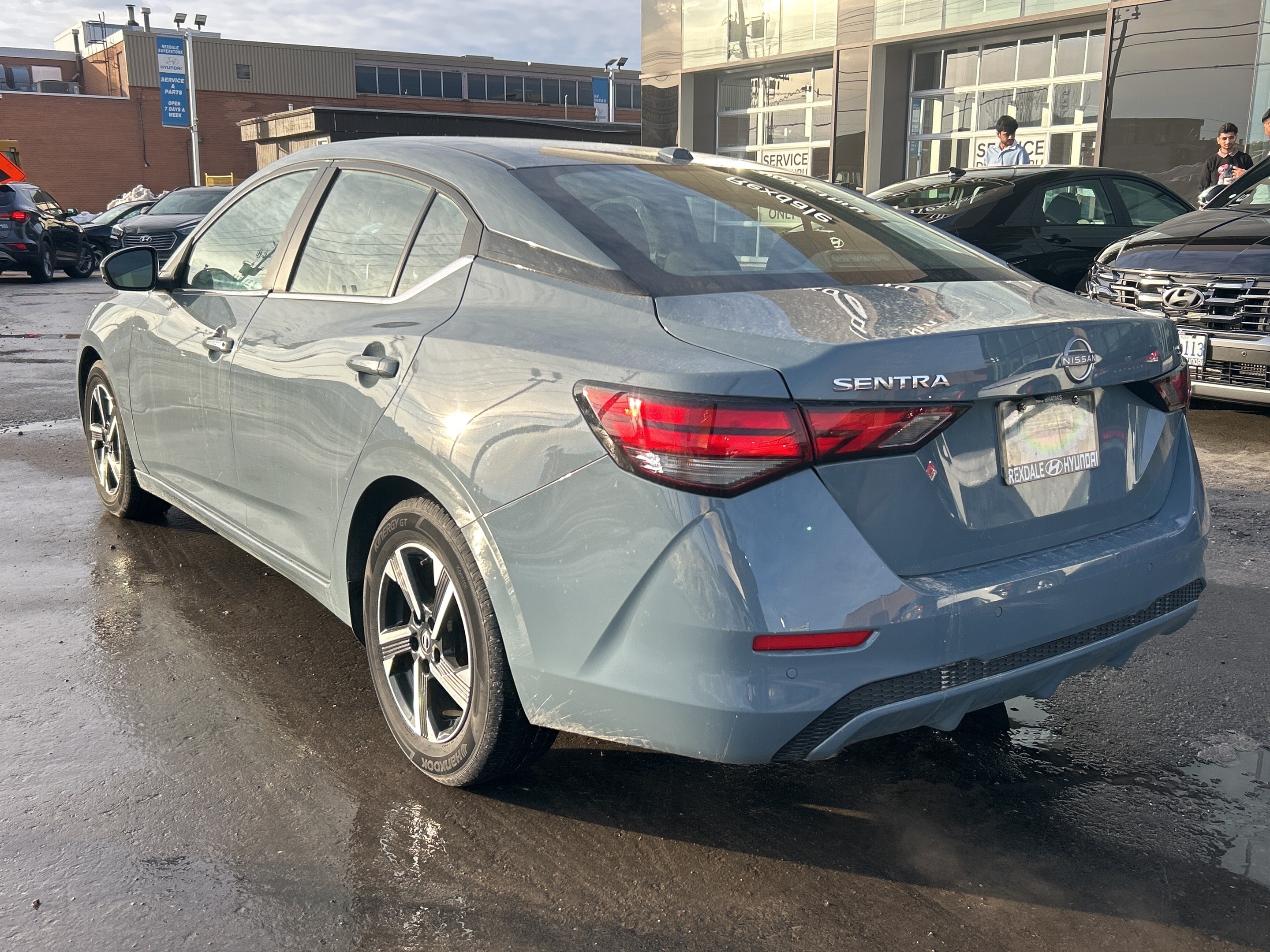 Nissan Sentra 2024
