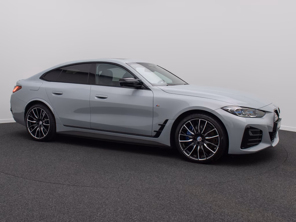 BMW i4 2023