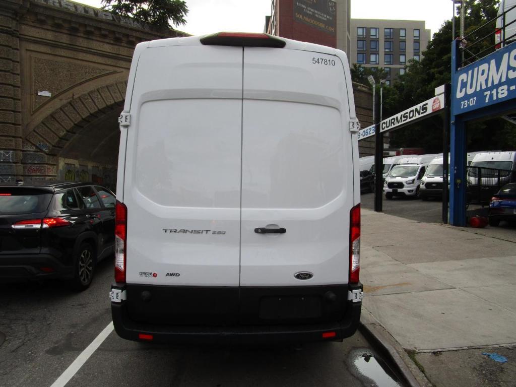 Ford Transit 2023