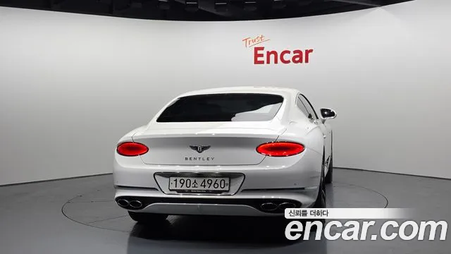 Bentley Continental 2023
