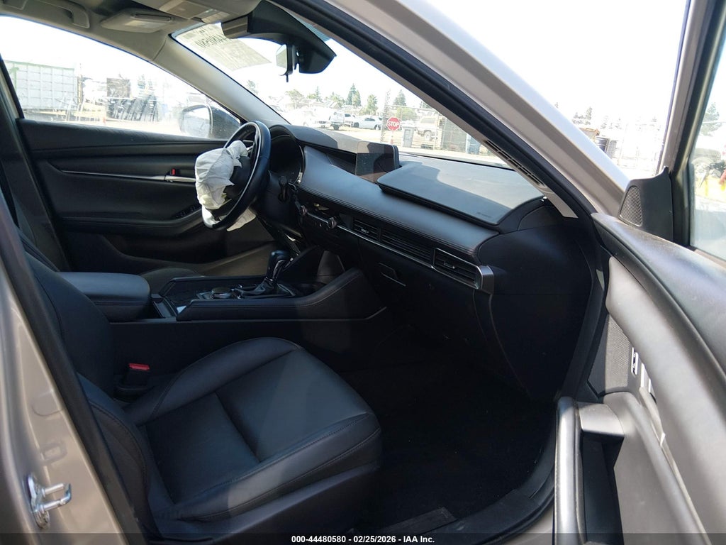 Mazda 3 2023