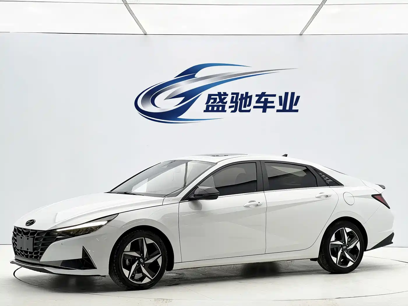 Hyundai Elantra 2023