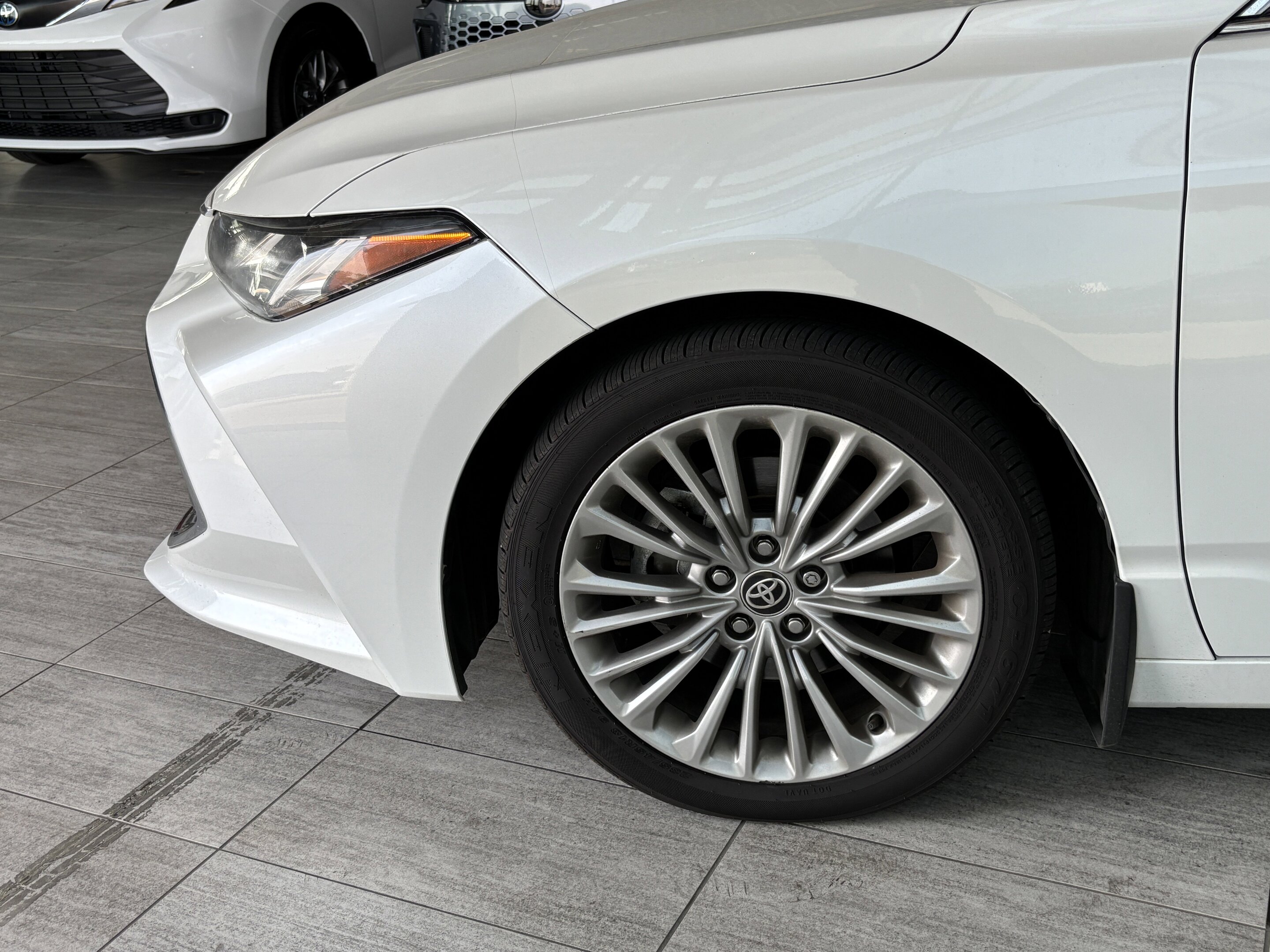 Toyota Avalon 2021