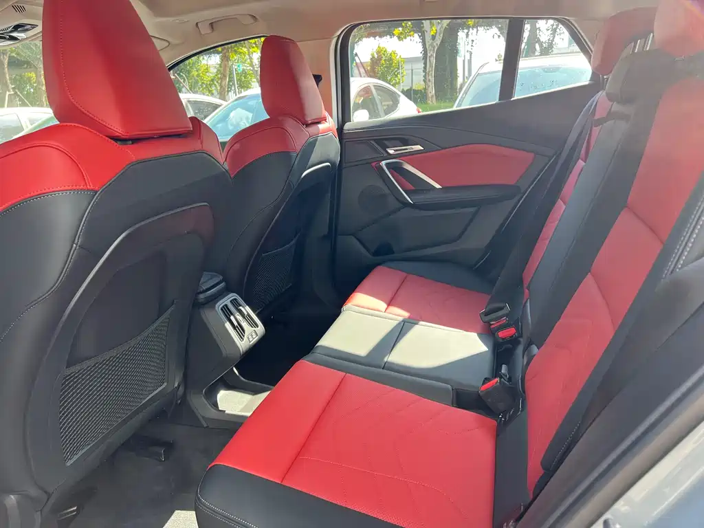 BMW X2 2024