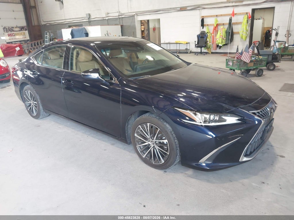 Lexus ES 2024