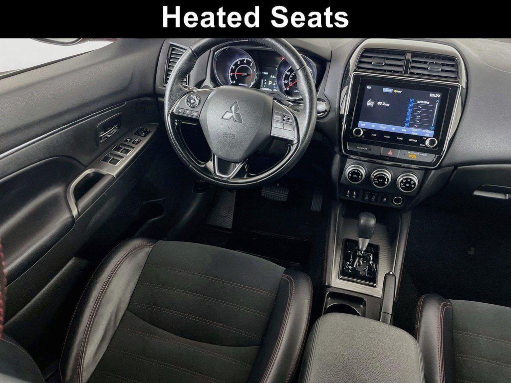 Mitsubishi Outlander Sport 2024