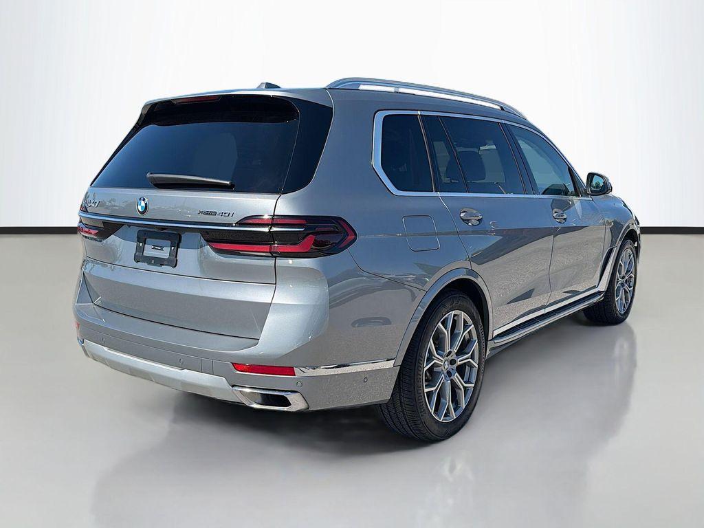 BMW X7 2025
