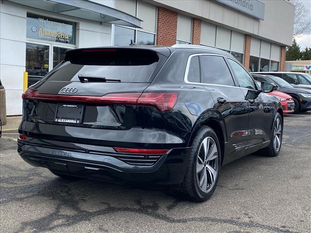 Audi Q8 e-tron 2024