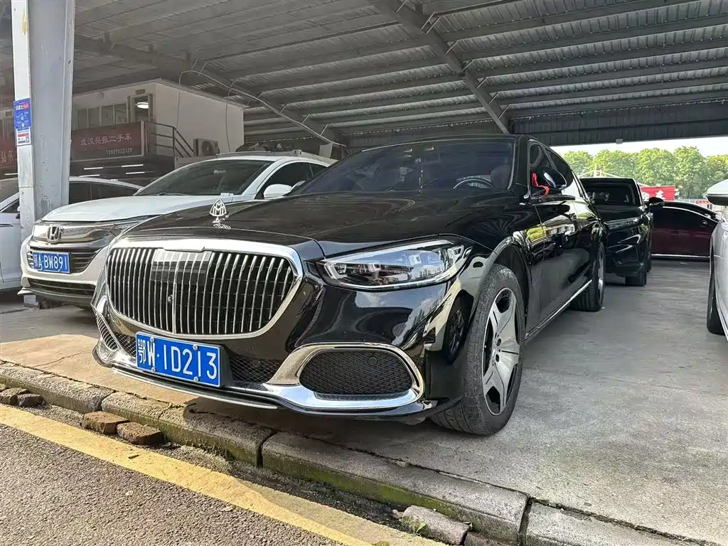 Mercedes-Benz Maybach S-Класс 2023