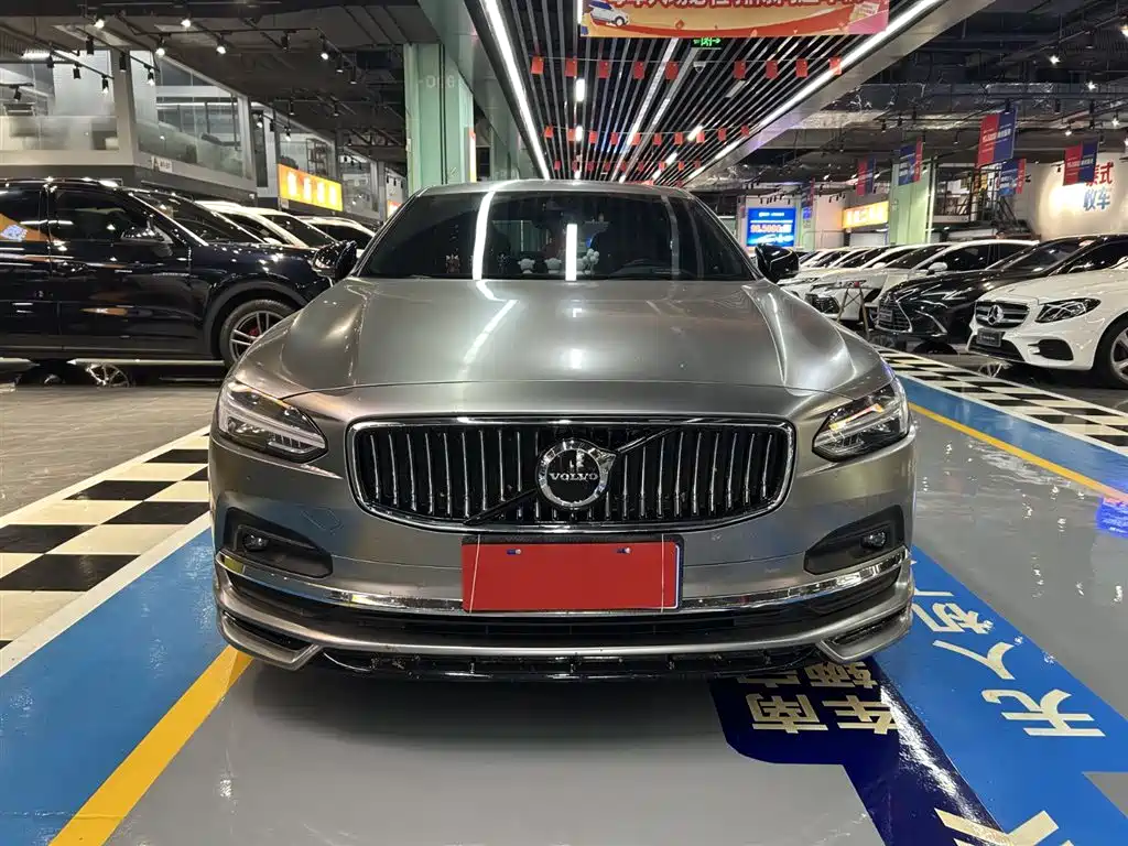 Volvo S90 2021