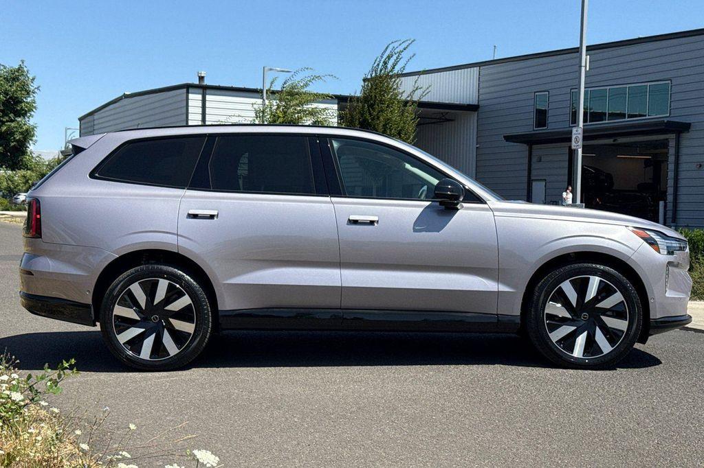 Volvo EX90 2026
