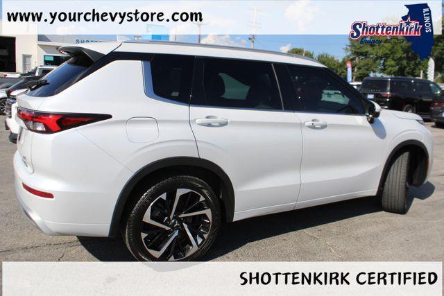 Mitsubishi Outlander 2023