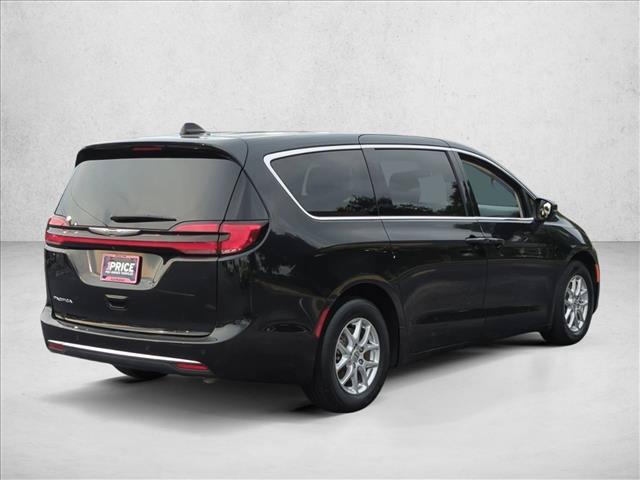 Chrysler Pacifica 2023