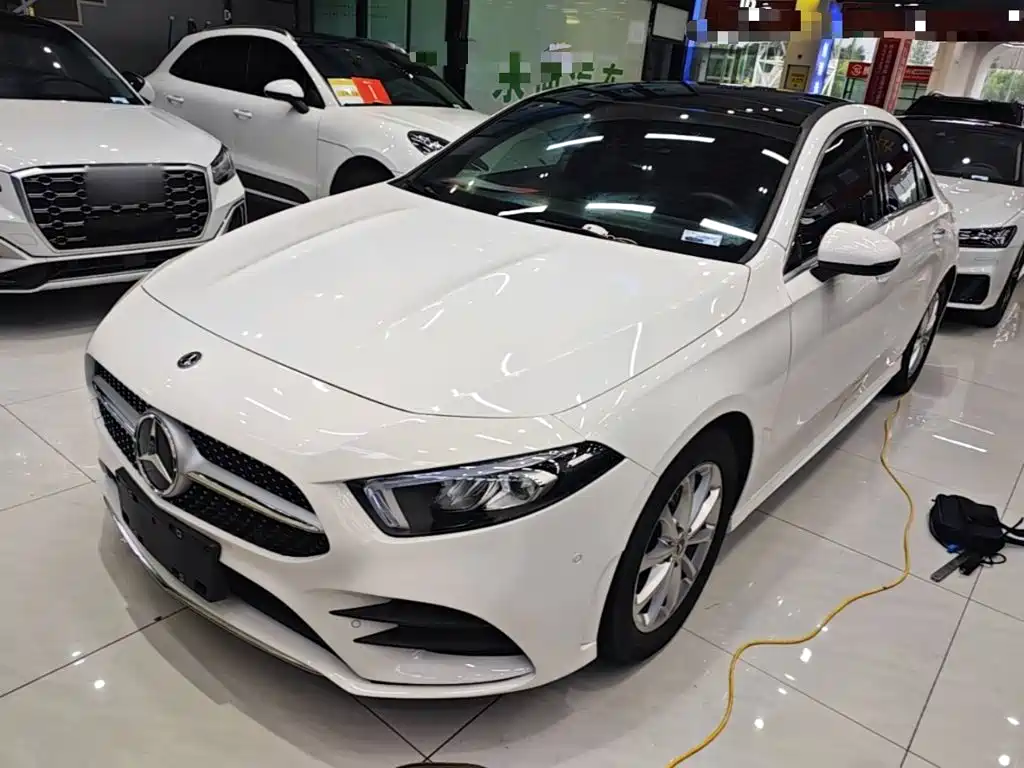 Mercedes-Benz A-Класс 2021
