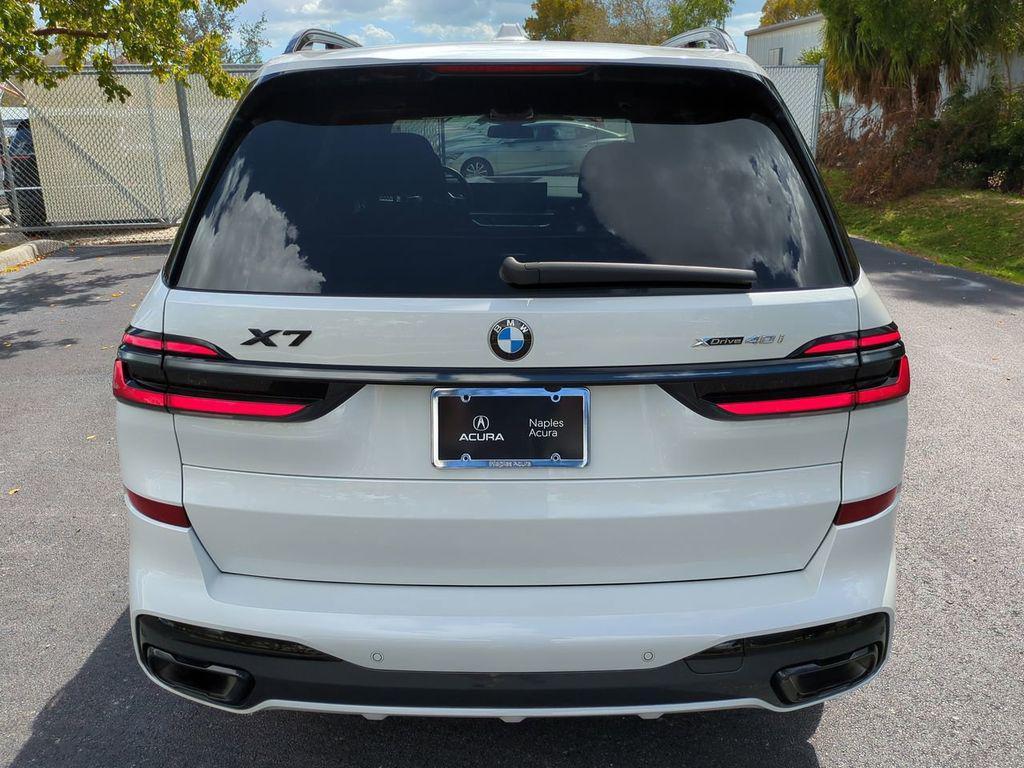 BMW X7 2024