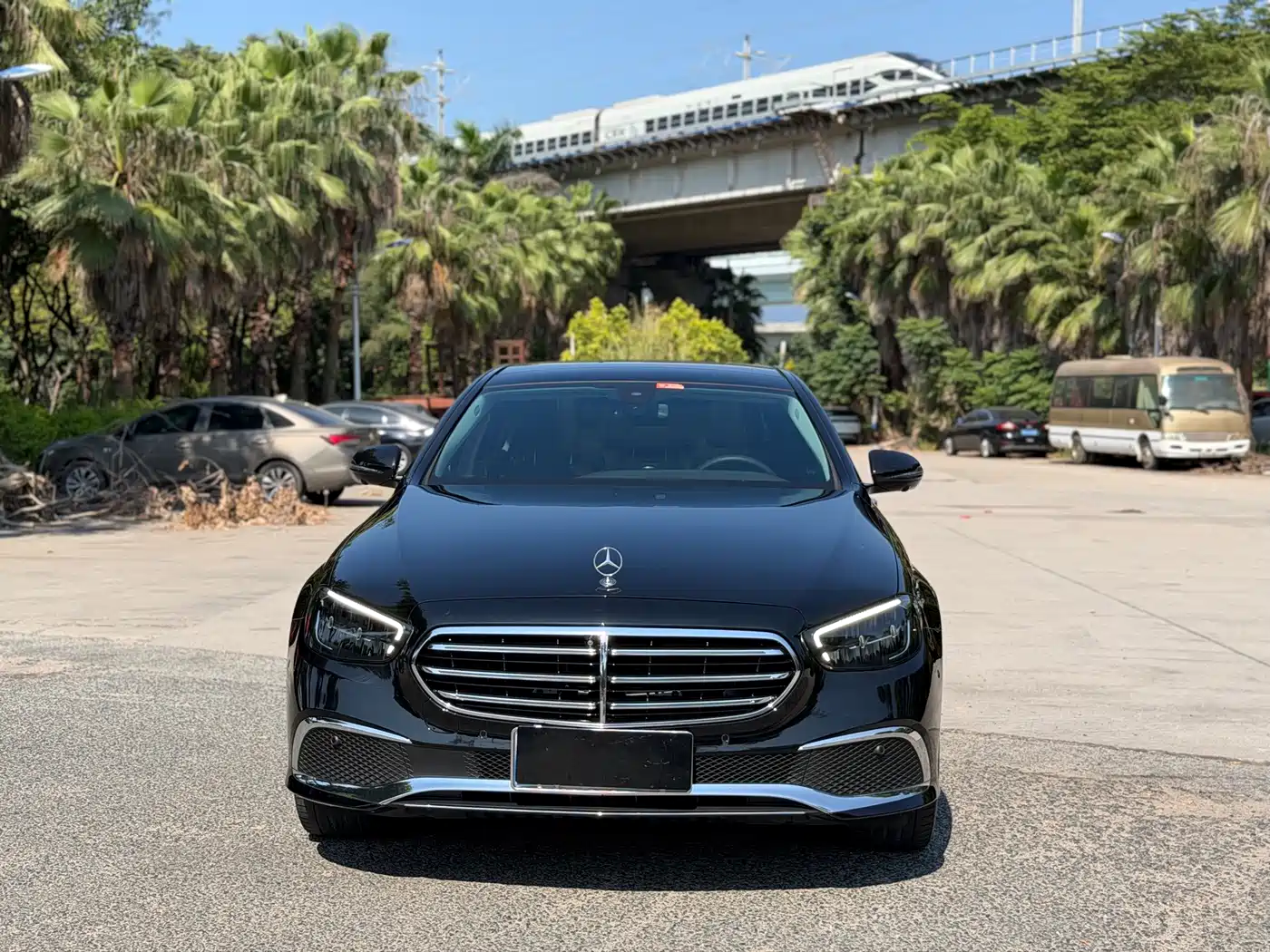 Mercedes-Benz E-Класс 2023