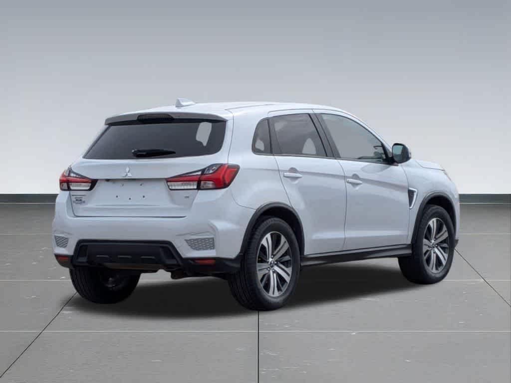 Mitsubishi Outlander Sport 2024