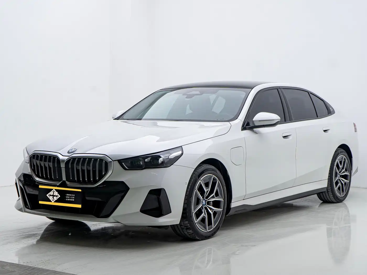 BMW i5 2025