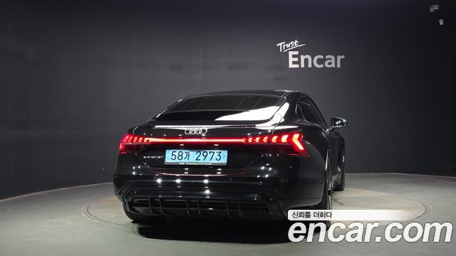 Audi e-tron GT 2022