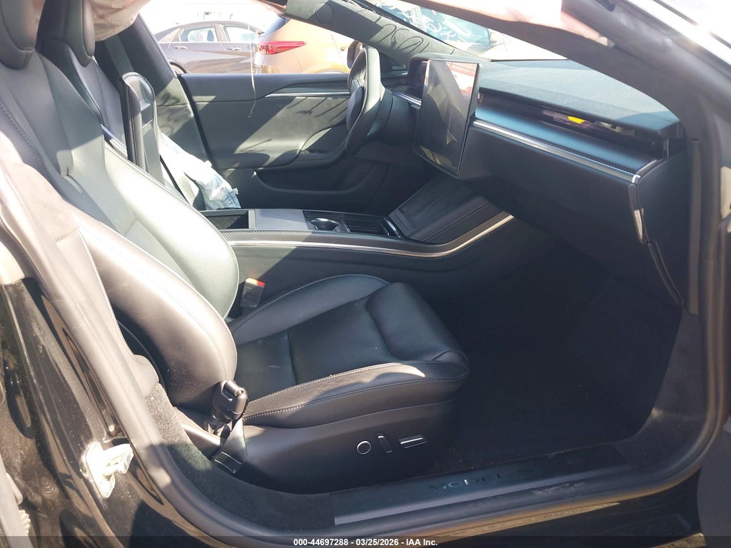 Tesla Model S 2022