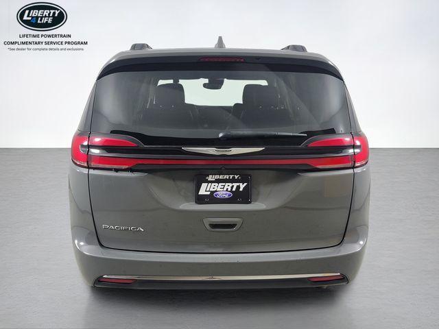 Chrysler Pacifica 2022