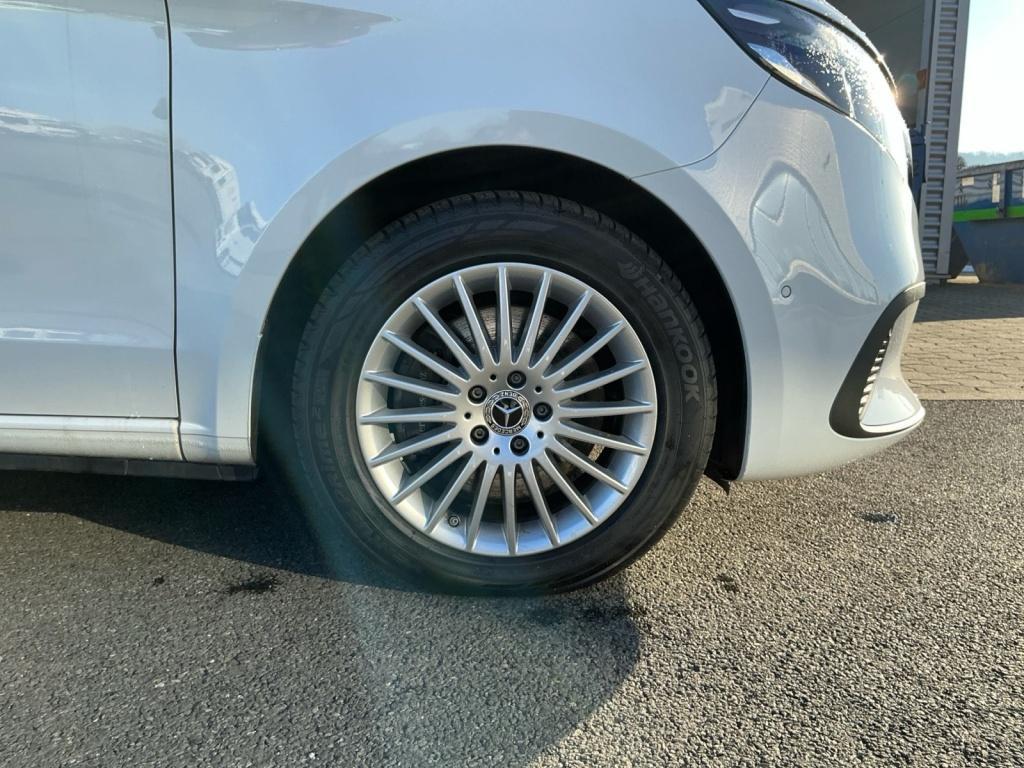 Mercedes-Benz V 250 2025