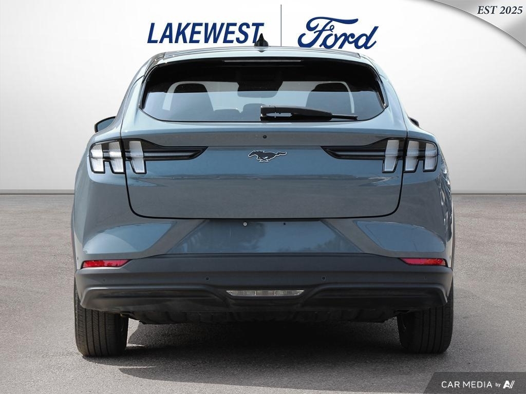 Ford Mustang Mach-E 2023
