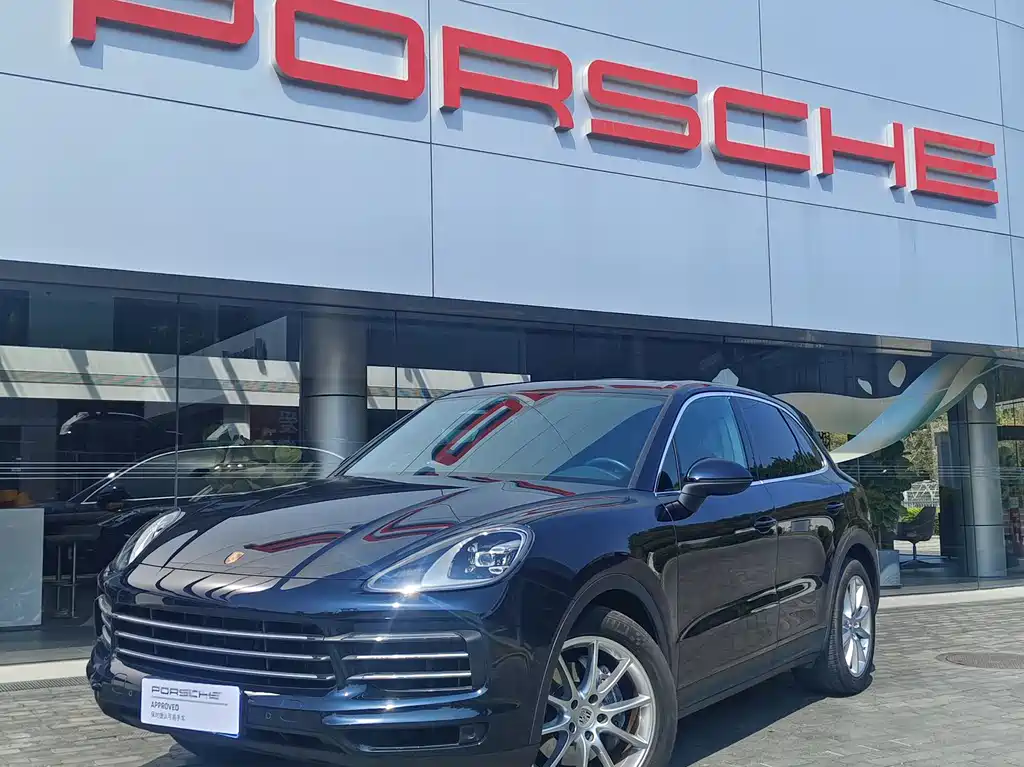 Porsche Cayenne 2021