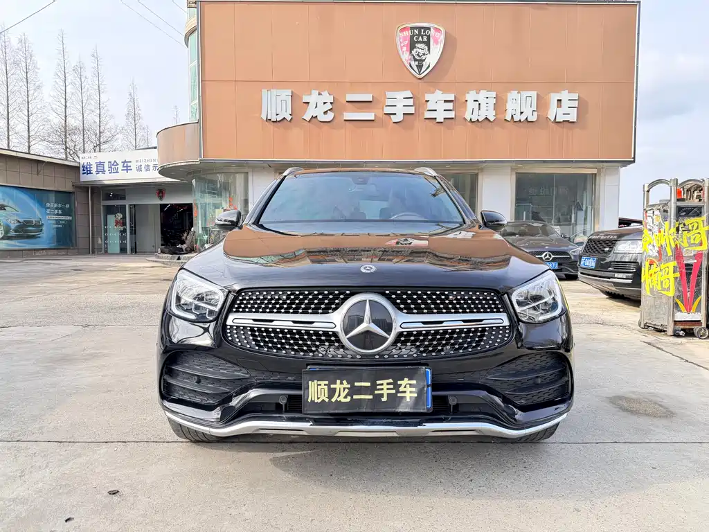 Mercedes-Benz GLC 2023