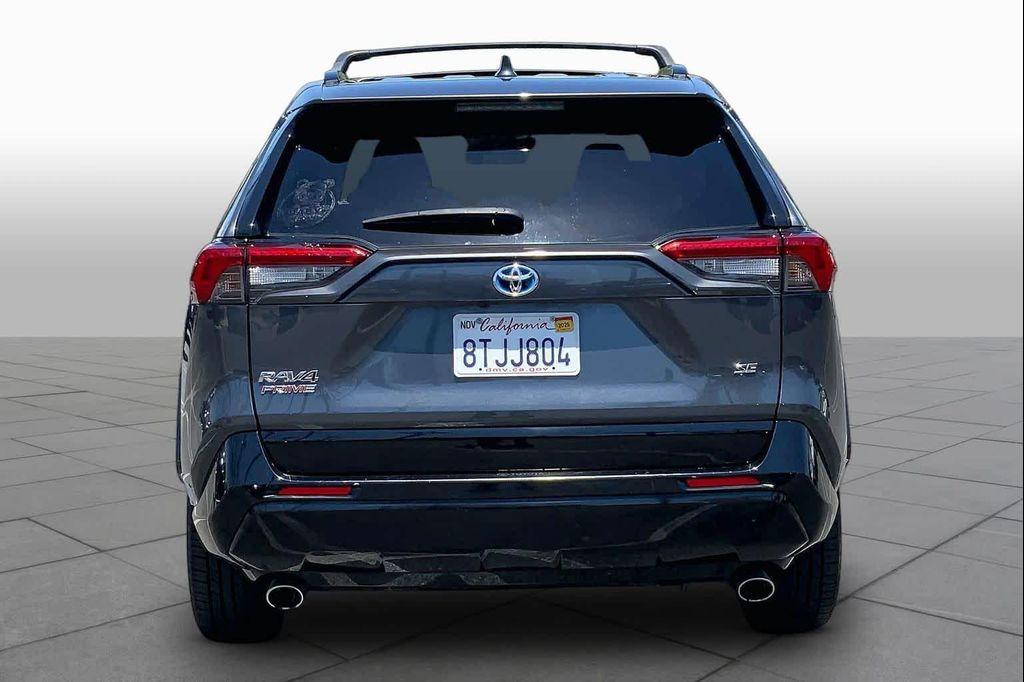 Toyota RAV4 2021