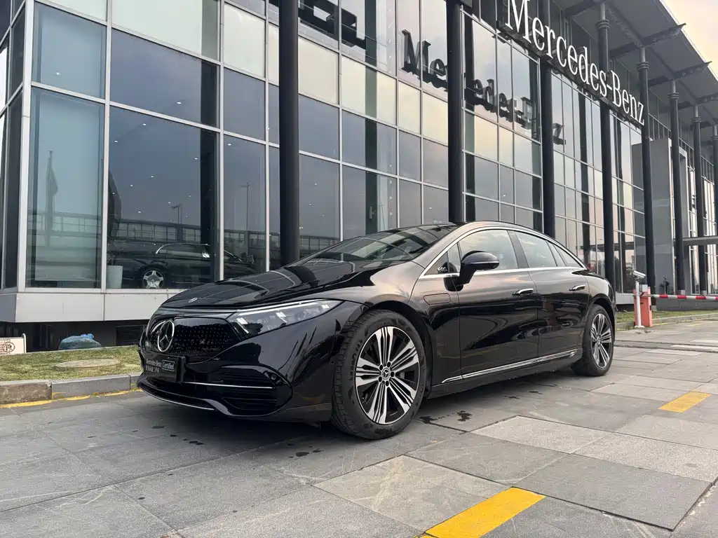 Mercedes-Benz EQS 2024