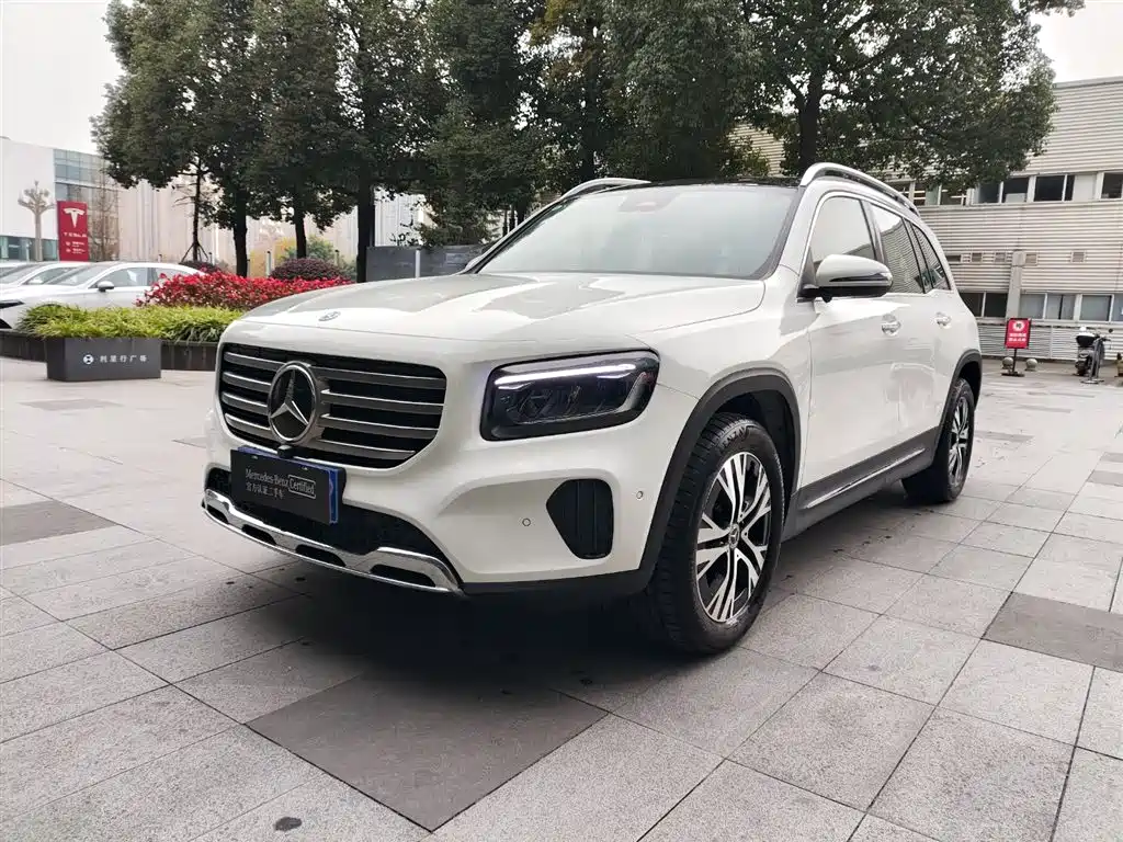 Mercedes-Benz GLB 2025