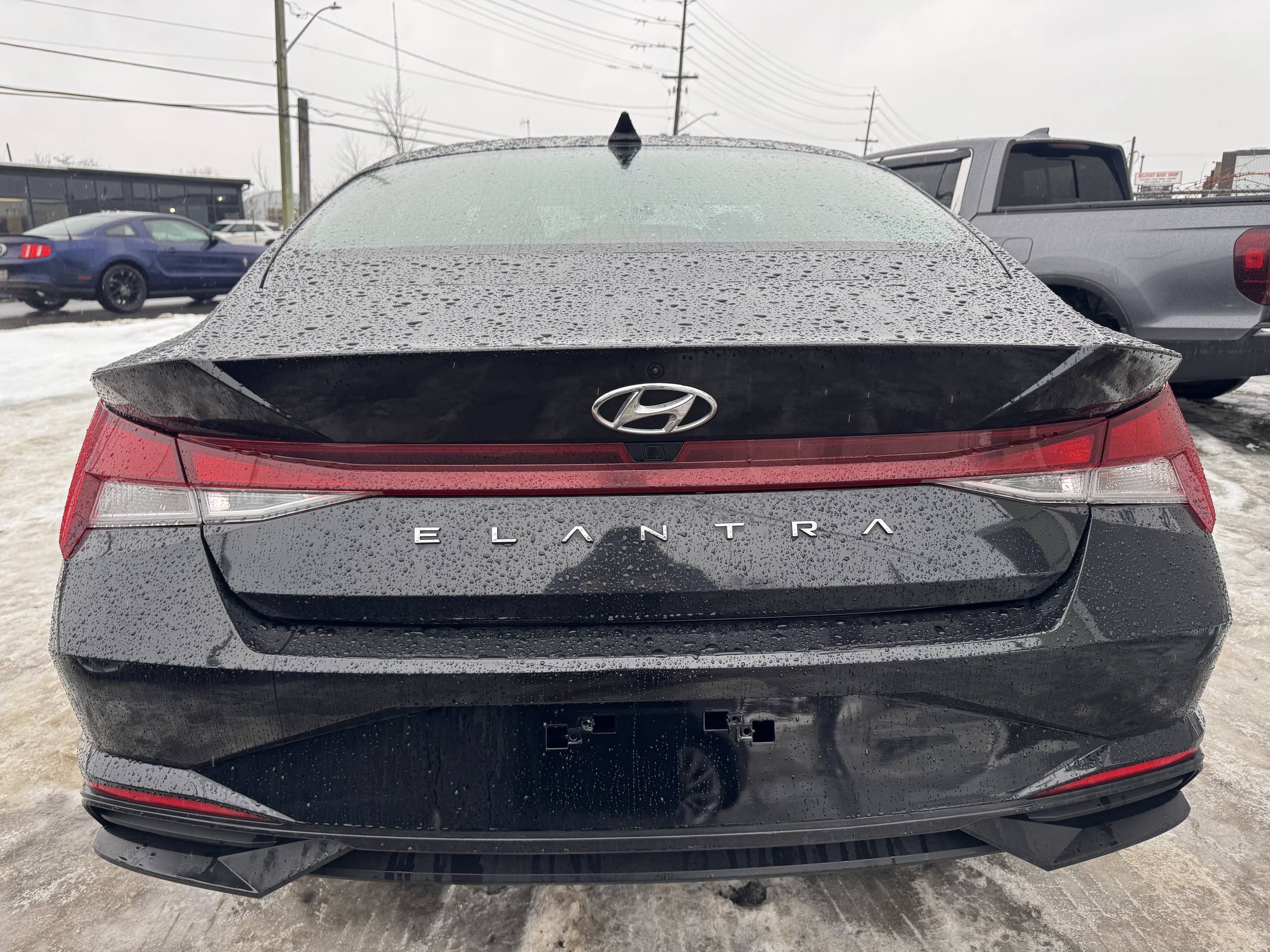 Hyundai Elantra 2023