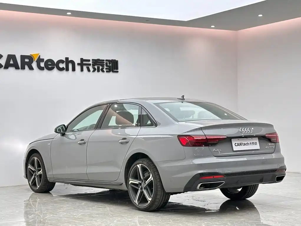Audi A4 2025