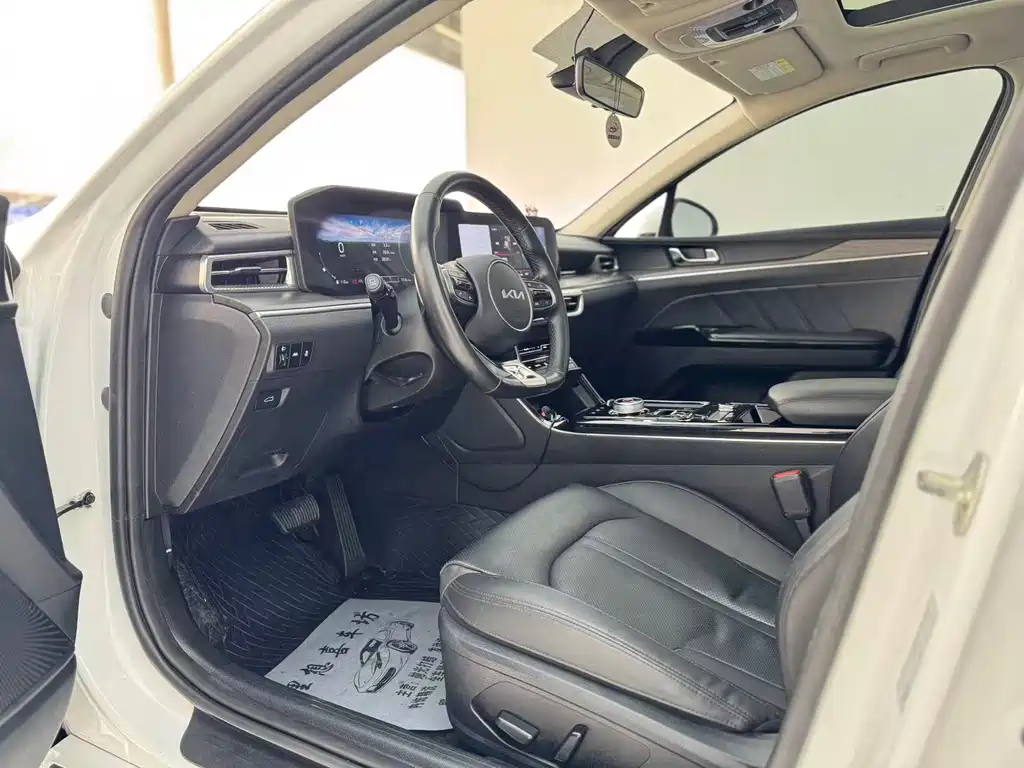 Kia K5 2023