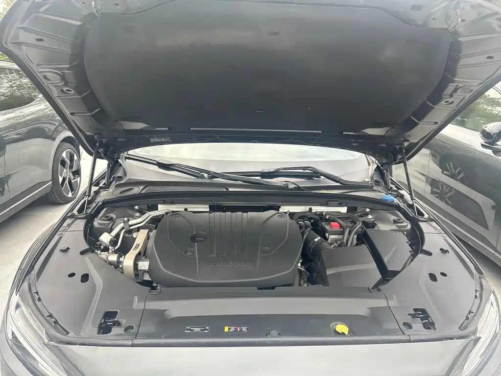 Volvo V90 2021