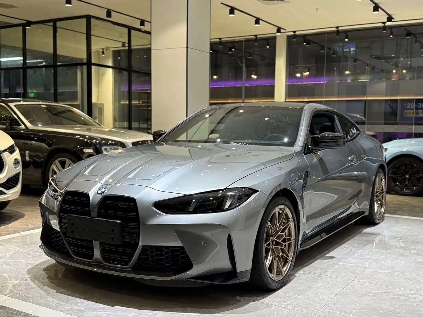 BMW M4 2025