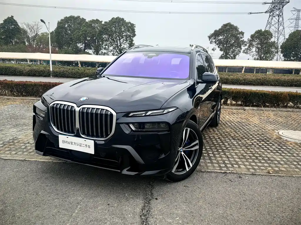 BMW X7 2024