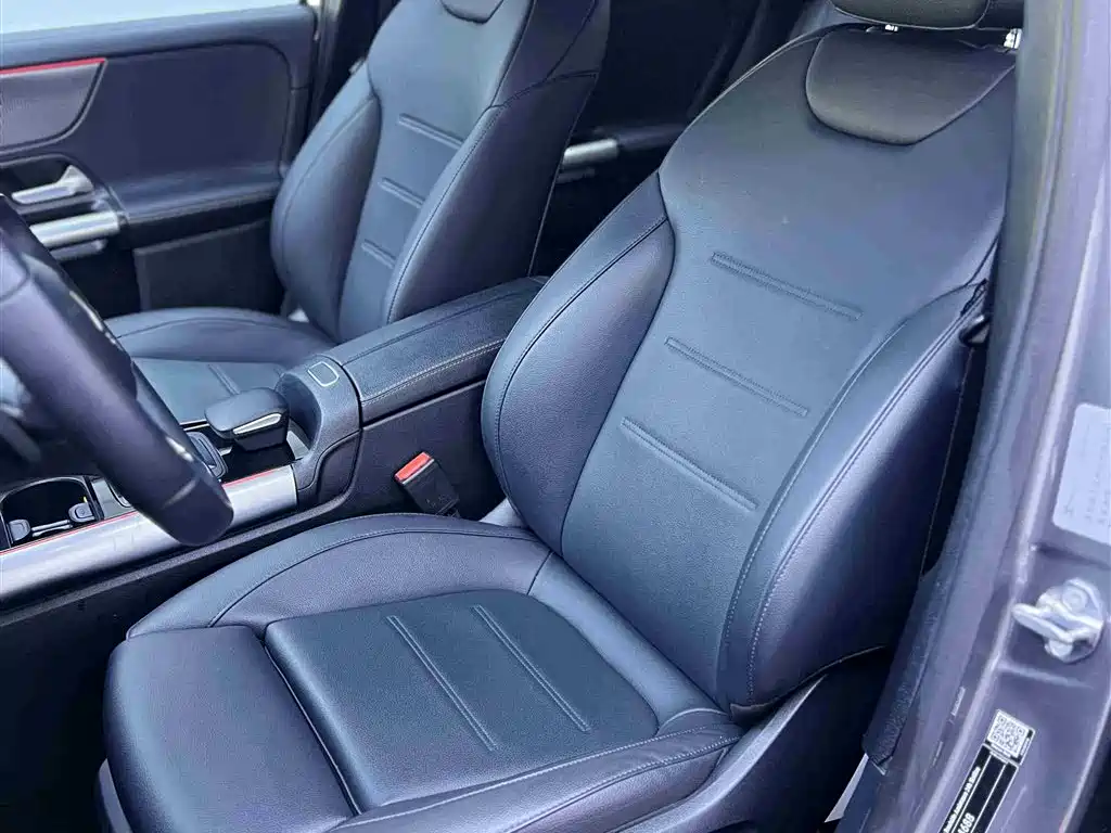 Mercedes-Benz EQA 2023