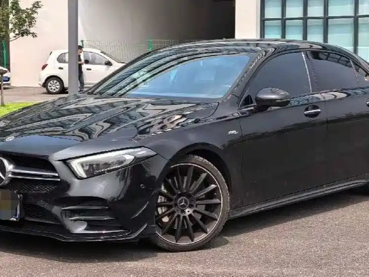 Mercedes-Benz A-Класс 2022