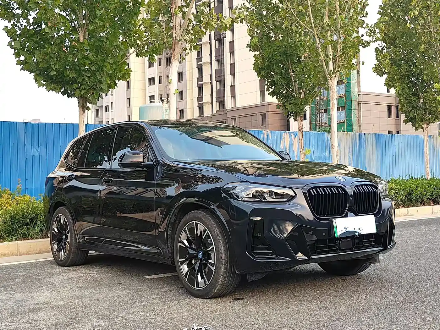 BMW iX3 2024
