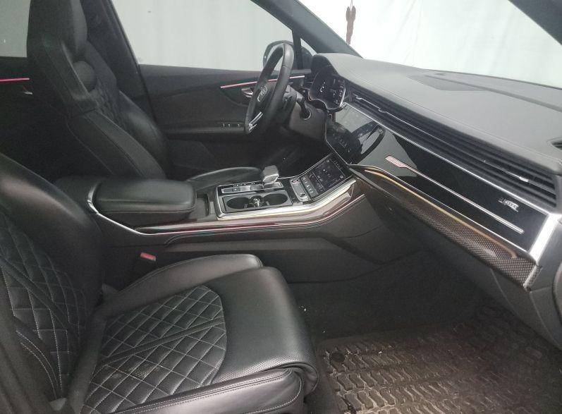 Audi SQ7 2022