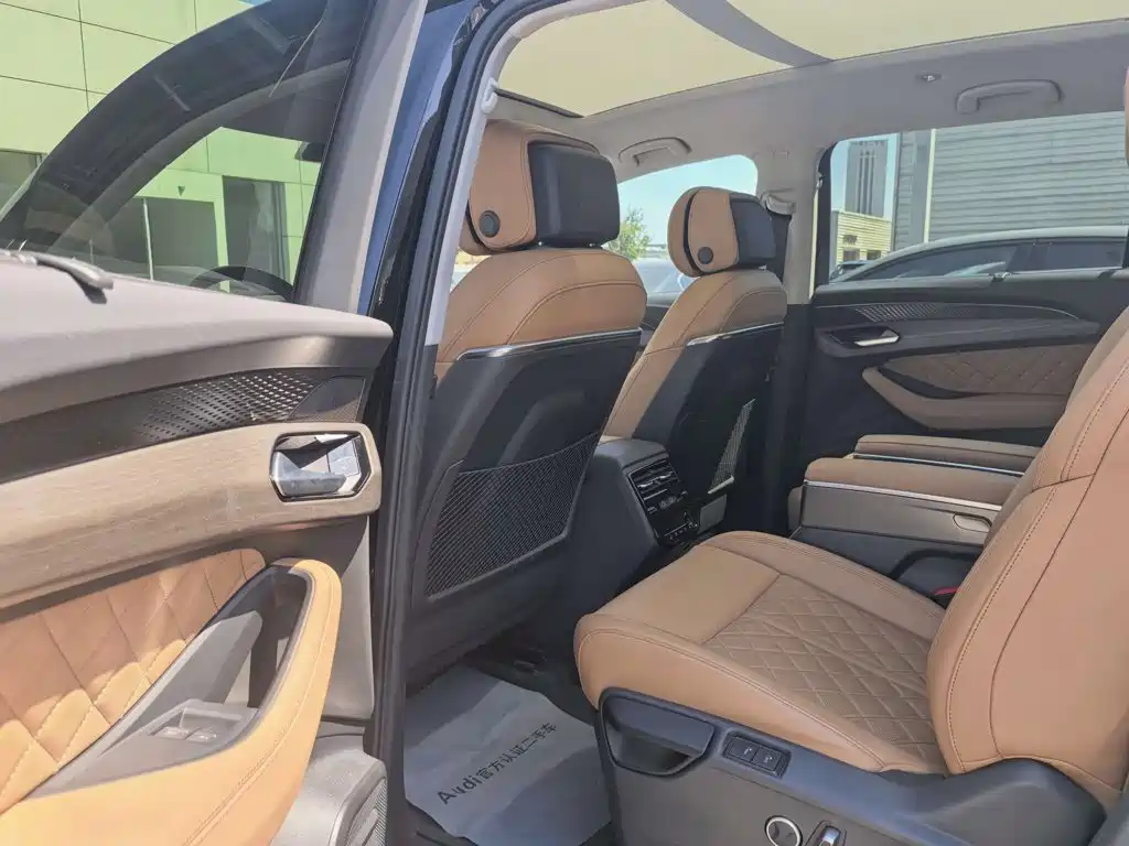 Audi Q6 2025