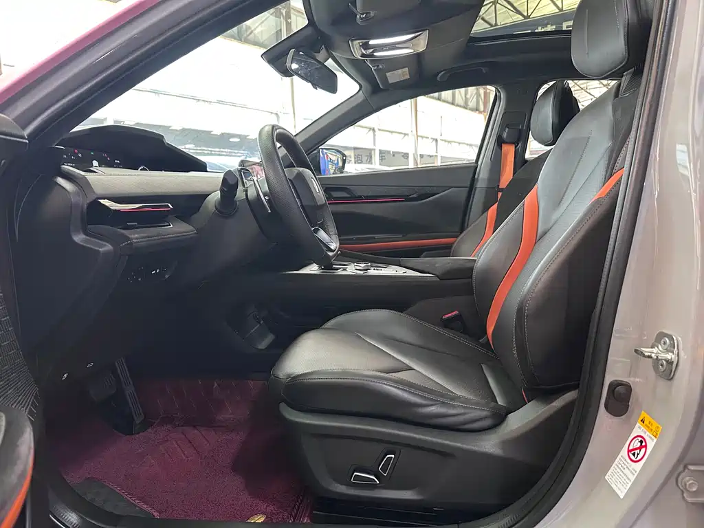 Changan UNI-V 2022
