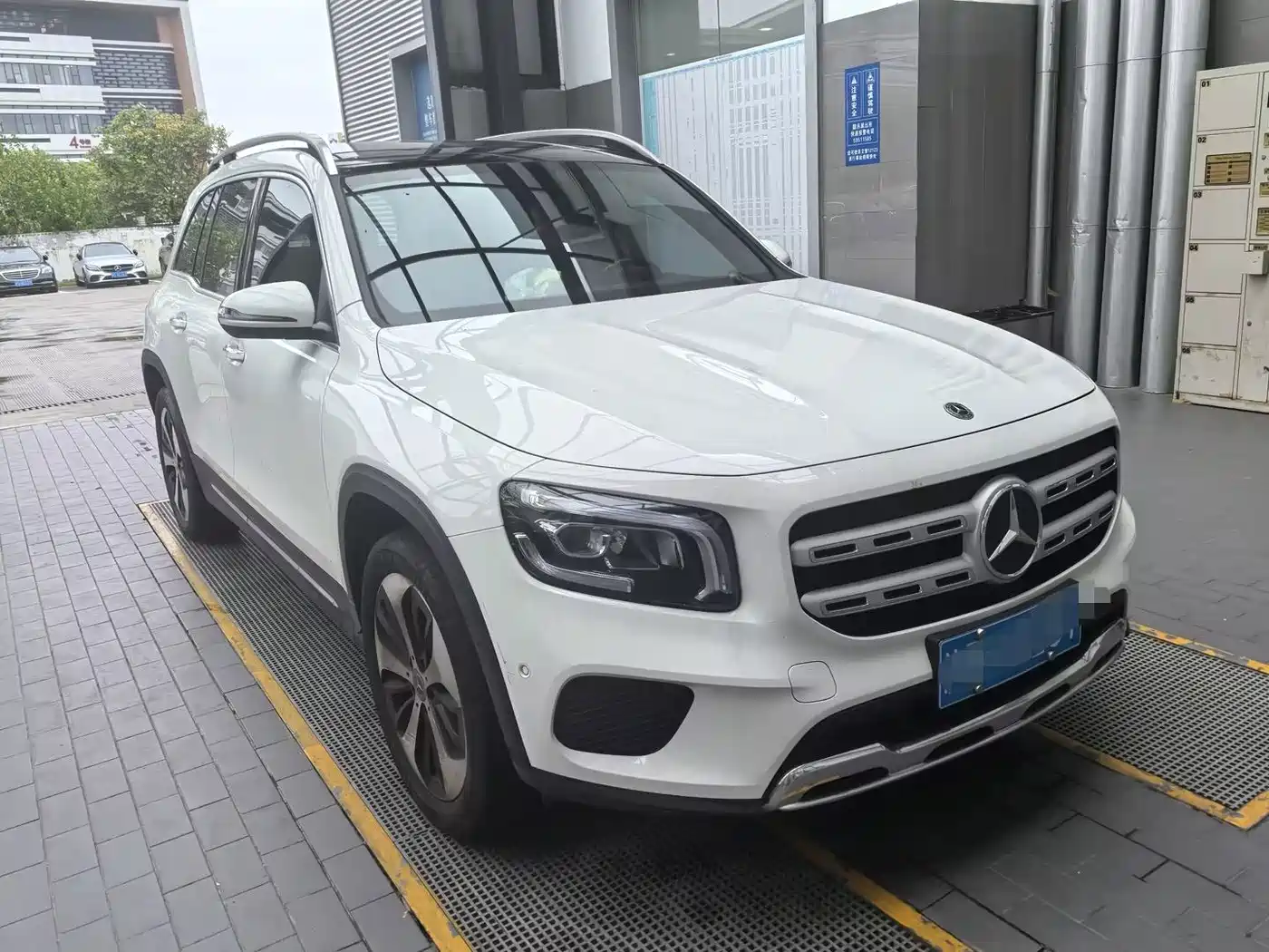 Mercedes-Benz GLB 2022
