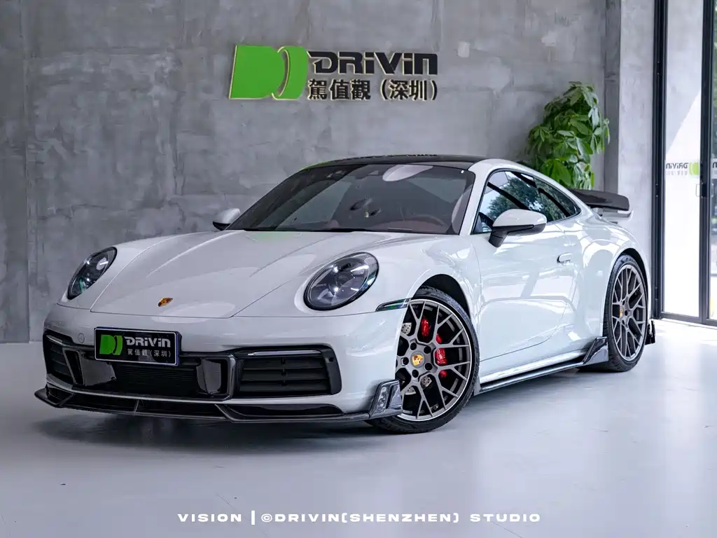 Porsche 911 2021