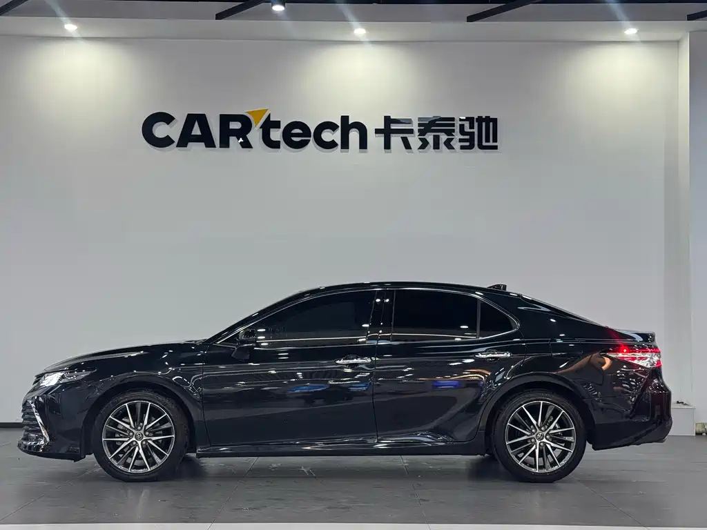 Toyota Camry 2022