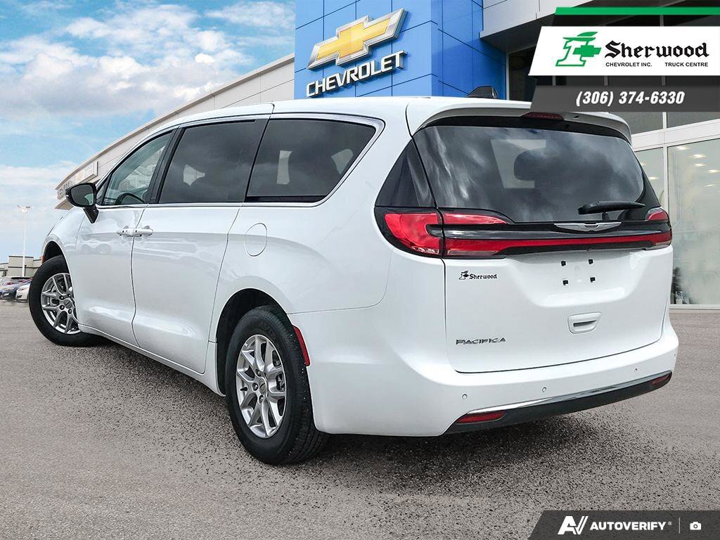 Chrysler Pacifica 2024